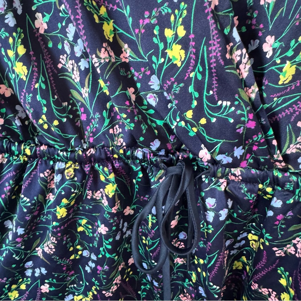 Victoria’s Secret Pink Label Floral Sleep Romper Size Medium Pajamas Navy Blue - Picture 8 of 12